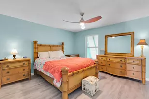 190 10th St, Key Colony, FL 33051 - Photo 27