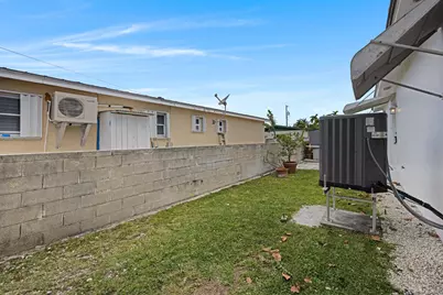 28E 12th Avenue, Stock Island, FL 33040 - Photo 29