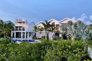 29 Key Haven Rd, Key Haven, FL 33040 - Photo 17
