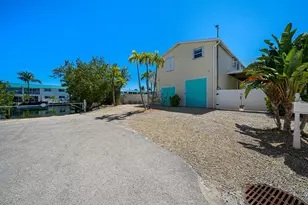 103 52nd St, Marathon, FL 33050 - Photo 9