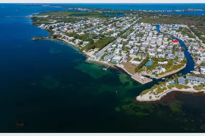 301 Buttonwood Circle #B, Key Largo, FL 33037 - Photo 5