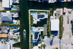 301 Buttonwood Cir, Key Largo, FL 33037 - Photo 9