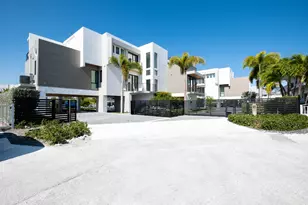 301 Buttonwood Cir, Key Largo, FL 33037 - Photo 3