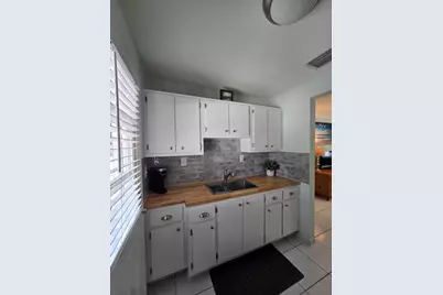 331 Ave F, Big Coppitt, FL 33040 - Photo 5