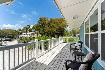 112 Peace Avenue, Key Largo, FL 33070 - Photo 9