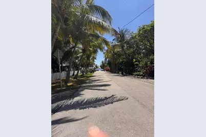 803 Oceana Avenue, Key Largo, FL 33037 - Photo 39