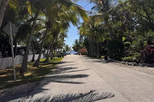 803 Oceana Ave, Key Largo, FL 33037 - Photo 39