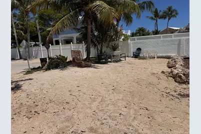 803 Oceana Avenue, Key Largo, FL 33037 - Photo 41