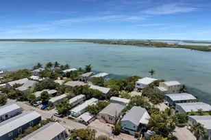 4 Coral Dr, Lower Sugarloaf Key, FL 33040 - Photo 37