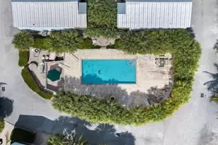 325 25th St, Marathon, FL 33050 - Photo 5