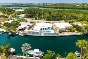 52 Key Haven Rd, Key Haven, FL 33040 - Photo 17