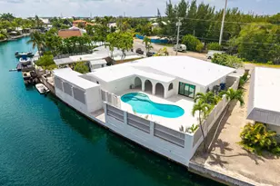 52 Key Haven Rd, Key Haven, FL 33040 - Photo 15