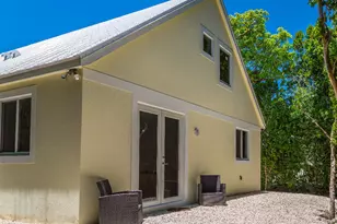 143 N Hammock Rd, Upper Matecumbe Key Islamorada, FL 33036 - Photo 7