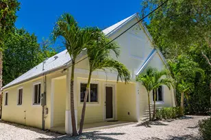 143 N Hammock Rd, Upper Matecumbe Key Islamorada, FL 33036 - Photo 1