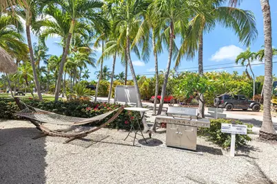 2950 Overseas Highway # 2, Lower Sugarloaf Key, FL 33040 - Photo 37