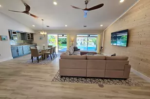 641 12th St, Key Colony, FL 33051 - Photo 15