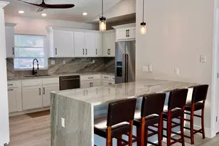 641 12th St, Key Colony, FL 33051 - Photo 9