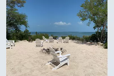 88500 Overseas Highway #APT 424, Upper Sugarloaf Key, FL 33070 - Photo 17