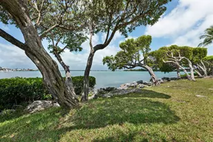 5037 Sunset Village Dr, Duck Key, FL 33050 - Photo 19