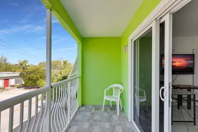 19 Park Drive, Key Largo, FL 33037 - Photo 11