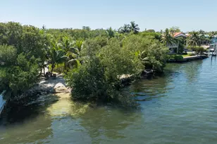 38 N Bounty Ln, Key Largo, FL 33037 - Photo 43