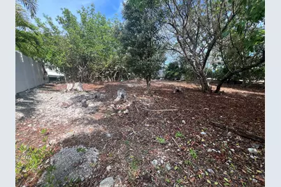 148 Tequesta Street, Upper Sugarloaf Key, FL 33070 - Photo 5