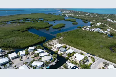 101 Ocean Shores Drive, Key Largo, FL 33037 - Photo 15