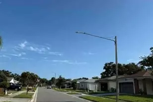 1644 E Grovehill Rd, Palm Harbor, FL 34683 - Photo 3