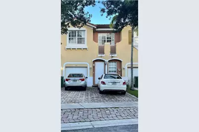 427 NE 21st Terrace, Other, FL 33034 - Photo 1