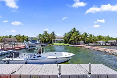 88110 Overseas Highway, Upper Sugarloaf Key, FL 33070 - Photo 3