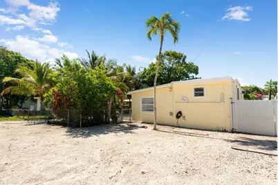 271 Ryan Avenue, Key Largo, FL 33037 - Photo 43