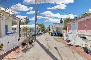 1016 Varela St, Key West, FL 33040 - Photo 43