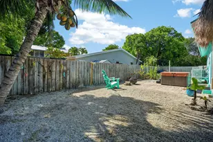 32 S Andros Rd, Key Largo, FL 33037 - Photo 35