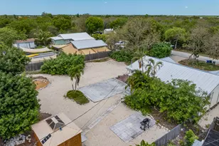 30372 Palm Dr, Big Pine Key, FL 33043 - Photo 37