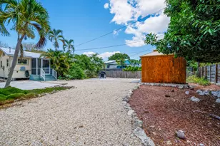 30372 Palm Dr, Big Pine Key, FL 33043 - Photo 27