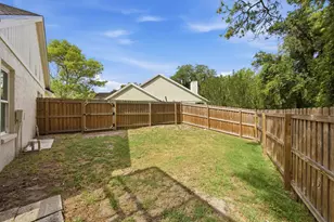 16107 Cadbury Ct, Tampa, FL 00000 - Photo 9