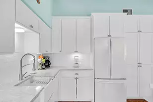 741 9th St, Key Colony, FL 33051 - Photo 11