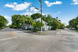 1409 Whalton St, Key West, FL 33040 - Photo 59