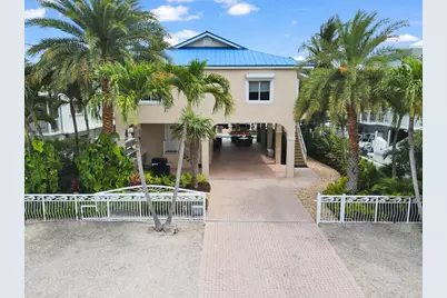 316 Woods Avenue, Plantation Key, FL 33070 - Photo 1