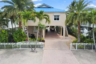 316 Woods Ave, Plantation Key, FL 33070 - Photo 1