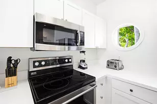 7041 Harbor Village Dr, Duck Key, FL 33050 - Photo 15