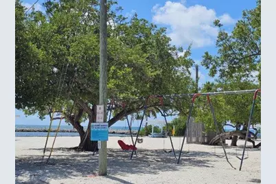 220 W Indies Road, Key Largo, FL 33070 - Photo 41
