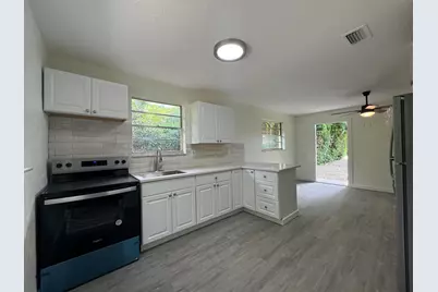 220 W Indies Road, Key Largo, FL 33070 - Photo 11