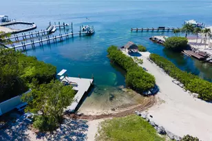 156 Monroe Dr, Plantation Key, FL 33070 - Photo 5