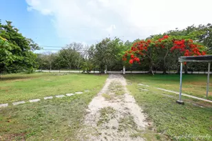 30525 Winifred St, Big Pine Key, FL 33043 - Photo 9