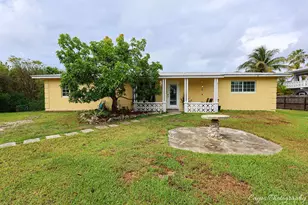 30525 Winifred St, Big Pine Key, FL 33043 - Photo 5