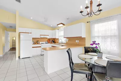 19464 Seminole Street, Sugarloaf Key, FL 33042 - Photo 11