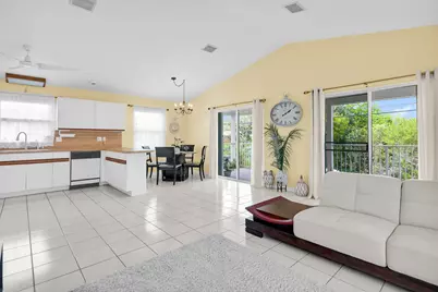 19464 Seminole Street, Sugarloaf Key, FL 33042 - Photo 9
