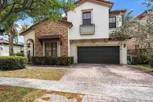 601 SE 37th Pl, Homestead, FL 33034 - Photo 1