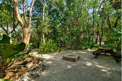 13 Pirates Drive, Key Largo, FL 33037 - Photo 9